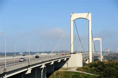 Il est situé à un peu moins de 200 m à l'ouest du pont de québec. Travaux majeurs sur Pont Pierre-Laporte : François ...