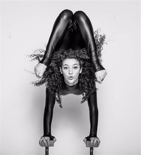 Pin By Sofie Dossi On Intro Sofie Dossi Gymnastics Photography