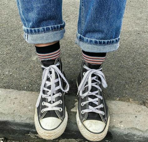 Pin De вαмвι ρεαcн ♡ ⋅ 밤비 복숭아 🍑 En Outfits Zapatos Zapatillas Converse Vintage Ropa Hombre