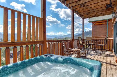 Our cabin offers guest three large decks with breathtaking views, a charcoal grill and hot tub. Million Dollar View Cabin in Gatlinburg w/ 2 BR (Sleeps8)