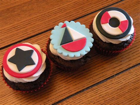 There are countless baby shower theme ideas that can reflect your personal interests, banks says 1. Nautical Themed Baby Shower Cupcakes - CakeCentral.com