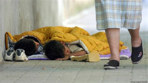 Unicef Reports 28 Million Children Homeless Dw 09072016