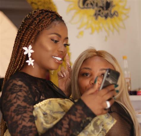Davido Propose And Make Love To Chioma Publicly In Wonder Woman
