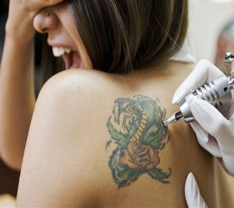 10 Things You Should Never Say To A Girl With Tattoos