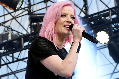 Shirley Manson Steals A Line From Trump To Kick Fan Out Of Concert