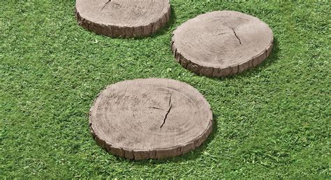 30 Wooden Tree Trunk Stepping Stones