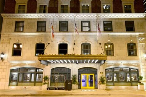 Lovely Affordable Comfortable Review Of Magnolia Hotel St Louis A