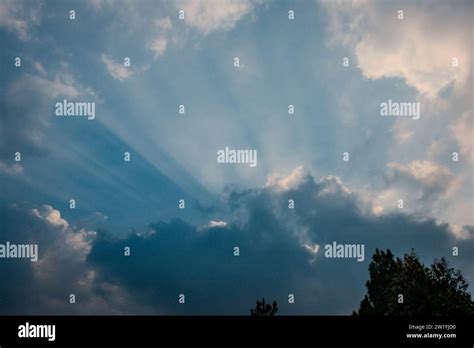 Cinematic masterpiece hi-res stock photography and images - Alamy