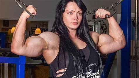 Extreme Muscle Woman Huge Biceps Fitnesswomen Big Muscles Muscular