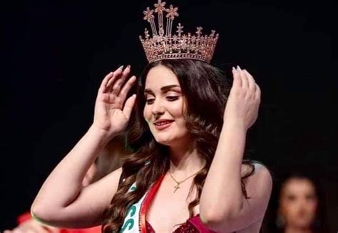 ماريا فرهاد ملكة جمال العراق لسنة 2021 مجلة همسة