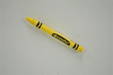 Wholesale Crayola Single Crayon - Yellow (SKU 2304568 ...