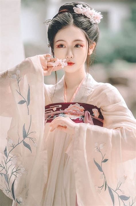 Пин от пользователя Kate Montoya на доске Tuts Азиатская красота Ханьфу Красивые азиатские
