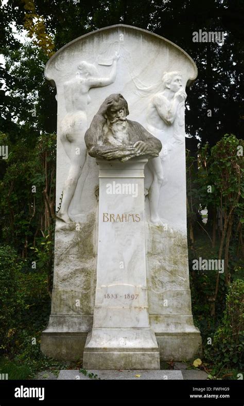 Johannes Brahms Grave Hi Res Stock Photography And Images Alamy