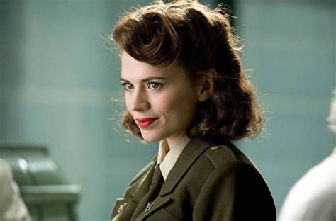 She S Got That Red Lip Classic Thing That You Like But Agent Carter