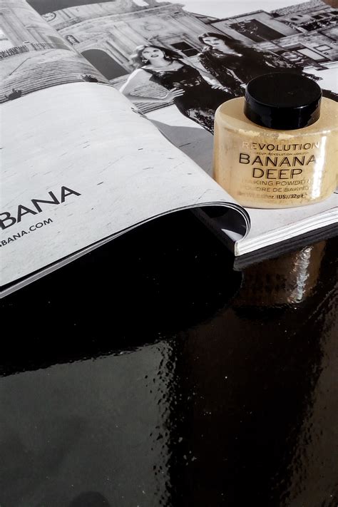 Hello my lovelies, my honest review on the makeup revolution banana powder. Makeup Revolution Luxury Banana Powder in 2020 | Banana ...