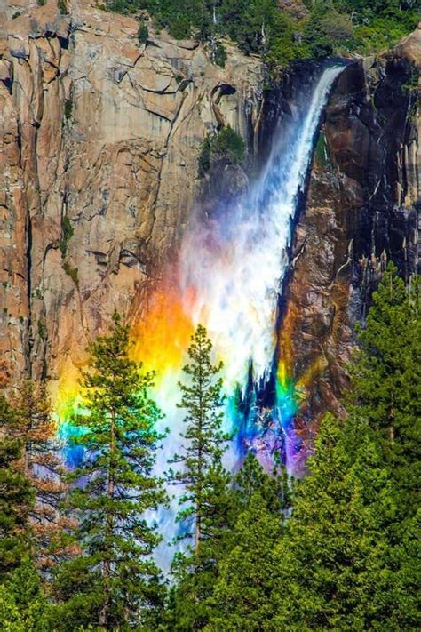Rainbow Falls Yosemite National Park Amazing Nature Beautiful Places