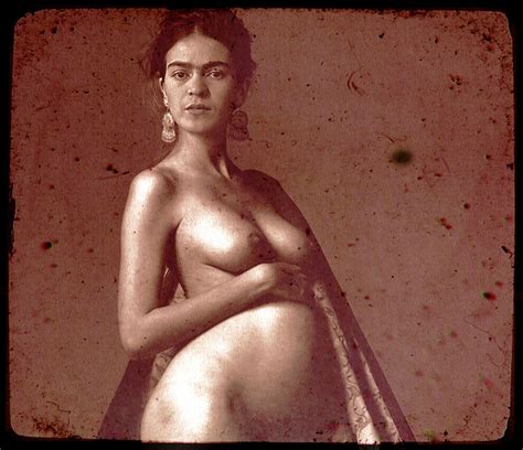 Nude Frida XXX Porn Library