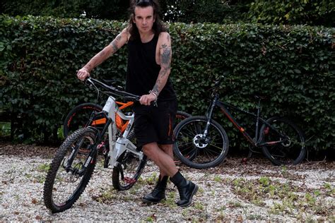 Singletrack Magazine Issue 121 Simon Gallup There Is No Cure