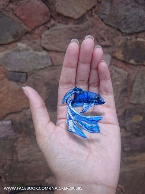 Artist Creates Temporary 3d Paintings On Her Left Hand Design You Trust