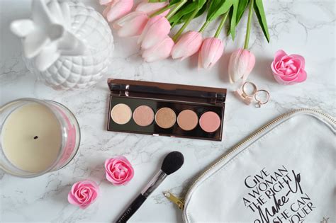 The Best Natural Makeup Products On Amazon Lipgloss And Crayons