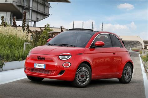 Fiat 500 E Red Edition Lucha Contra Pandemias
