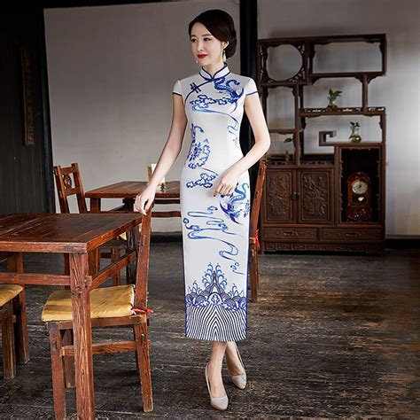 new arrival chinese traditional silk women slim cheongsam novelty print flower sexy formal dress