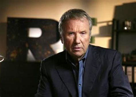Dans un épisode qui a été diffusé en '93 ou en '94 y'a. Commissaire Moulin, police judiciaire - Séries TV ...