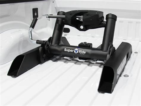 Blue Ox Launches Super Ride Fifth Wheel Hitch For Easier Towing