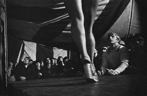 Susan Meiselas Carnival Strippers Minimalist Photography Monochrome