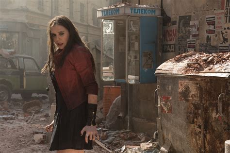 Ingyenes Háttérképek Elizabeth Olsen Scarlet Witch Avengers Age Of