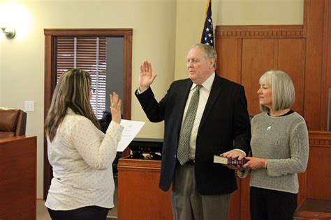 Rockwall County Officials Sworn In Blue Ribbon News