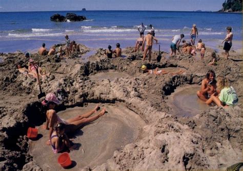 Hot Water Beach New Zealand Thermal Spring Hot Water Beach Beach Hot Pools