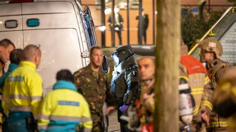 Mogelijk Explosieven Gevonden In Gebouw Aan Bijlmerplein At5