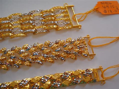 Kami menjual perhiasan cincin emas berlian terbaru. 5 'Ilmu' Tentang Emas Wajib Tahu Sebelum Beli Atau Tukar ...