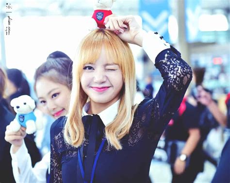 What Make Audiences More And More Addicted To Lisa Black Pink Kbizoom