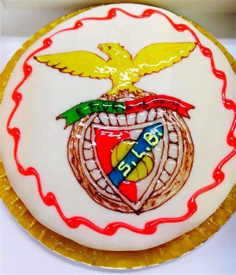 Check spelling or type a new query. Bolo com símbolo do Benfica™ em geleia | ChefPanda