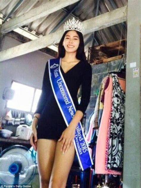 Thailand S Miss Uncensored News Thanks Mother For Success In The