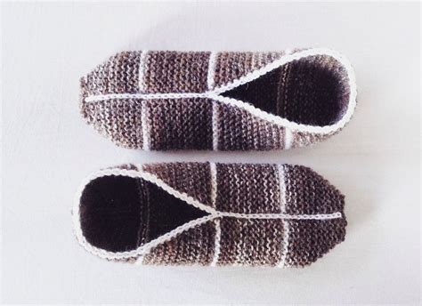 13 Cozy Slipper Knitting Patterns Felted Slippers Pattern Bunny