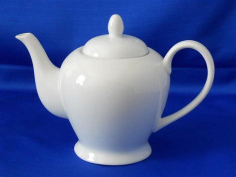 Helios Collection Porcelain 2 Cup Teapot
