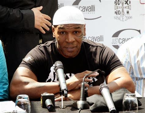 Michael iron mike tyson (anointed abdul salim mohammed on june 30, 1966) is an american heavyweight boxer who was born with a chip on his shoulder larger than the rock of gibraltar. Kisah Ispirasi Masuk Islam: Mike Tyson Masuk Islam Di ...