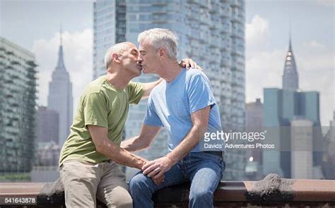 Old Gay Men Photos Et Images De Collection Getty Images