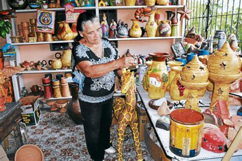 Artesanía Nacional Producción Que Deslumbra Diario RoatÁn