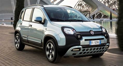 Fiat Panda Hybrid 2022 2023 tutti i motivi perché è la city car più