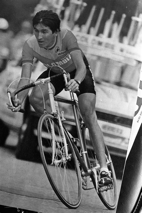 Alberto contador conquista su tercera vuelta ciclista a españa. Ciclismo Fotos y recuerdos: épocas de gloria del ciclismo ...