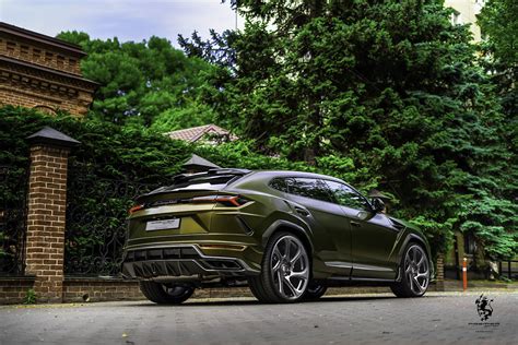 Lamborghini Urus Green Premier Edition Csd F Wheel Front