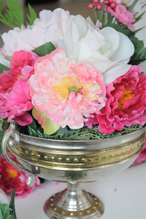 Tight the flowers together with the leafs from the flowers and make a good base, so the flowers can stand still. How to Create Gorgeous Faux Floral Arrangements | Monica ...
