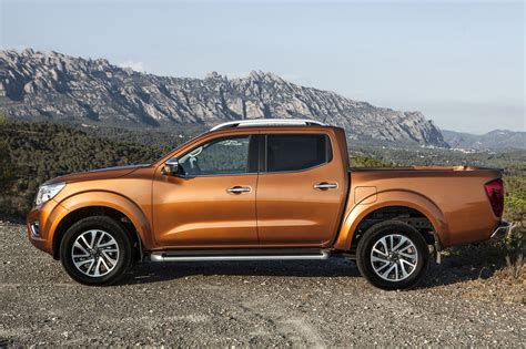 The New Nissan Np300 Navara Pick Up Is Here By Car Magazine