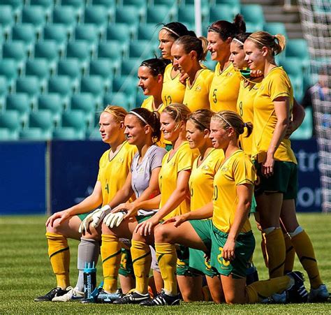 Matildas Dominate New Zealand To Open The Cup Of Nations Female Football Player Soccer Team