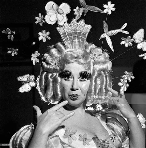 Beverly Sills In Costume For Tales Of Hoffman In September 1972 Beverly Sills Beverly Opera