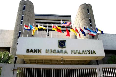 The overnight policy rate is an overnight interest rate set by bank negara malaysia (bnm) used for monetary policy direction. BNM keeps overnight policy rate at 3% | The Edge Markets